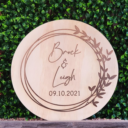 Wooden Round Engraved 60cm Sign with Wreath